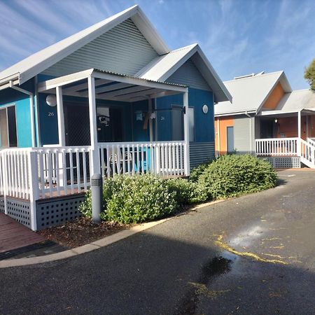Mandurah Ocean Marina Chalets Esterno foto