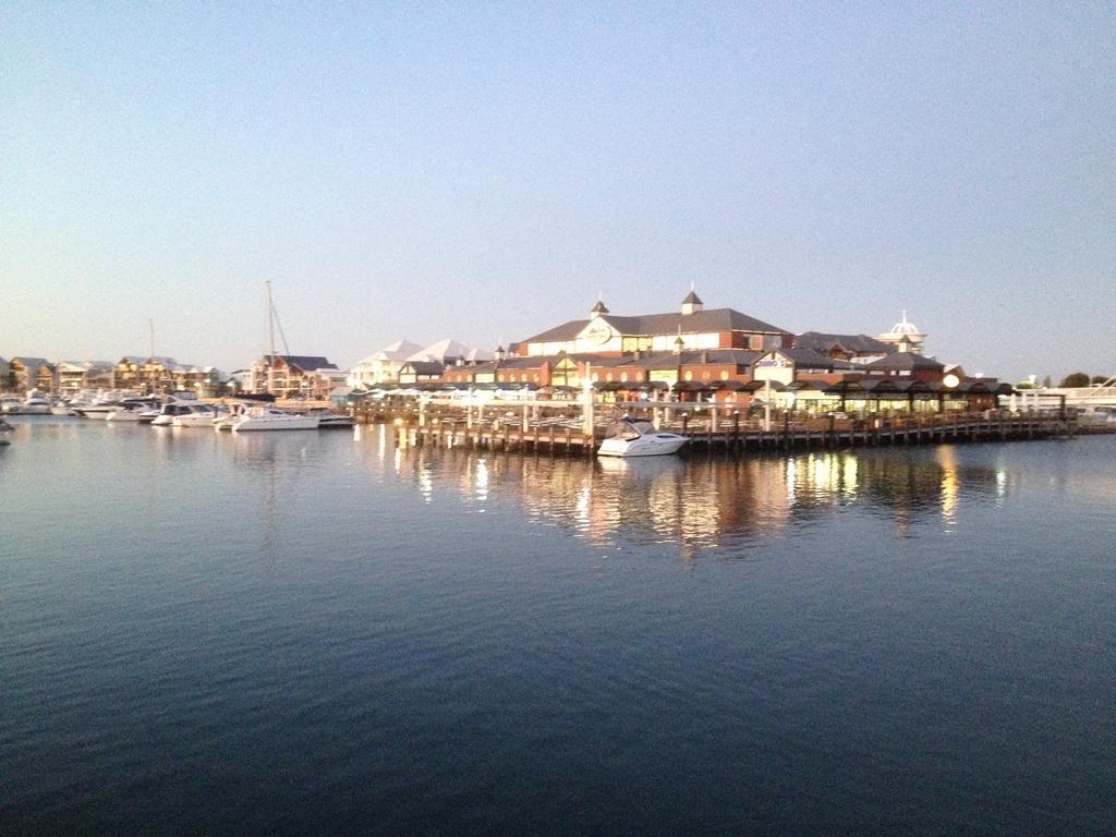 Mandurah Ocean Marina Chalets Esterno foto